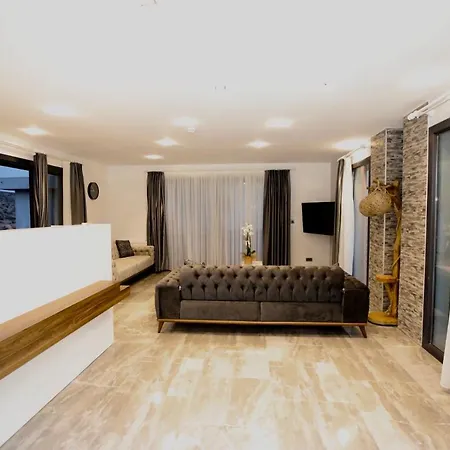 Fontana Fener Bed and Breakfast