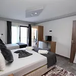 Fontana Fener Кешме