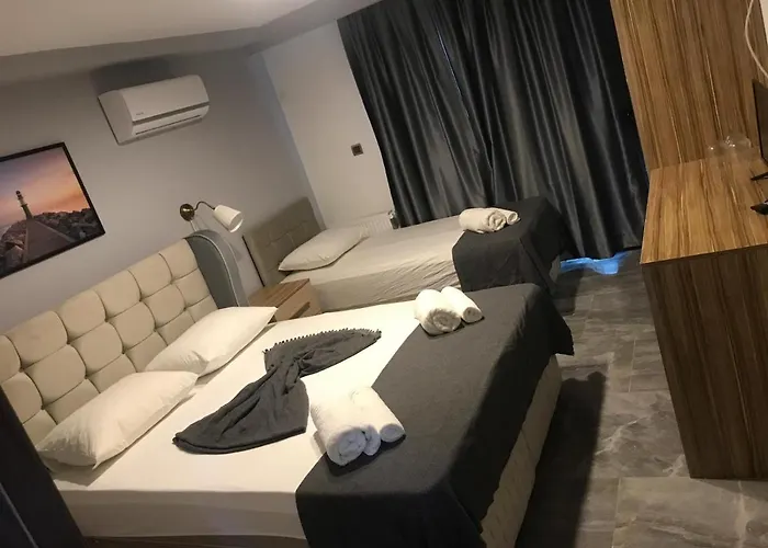 Fontana Fener לינה וארוחת בוקר Çeşme